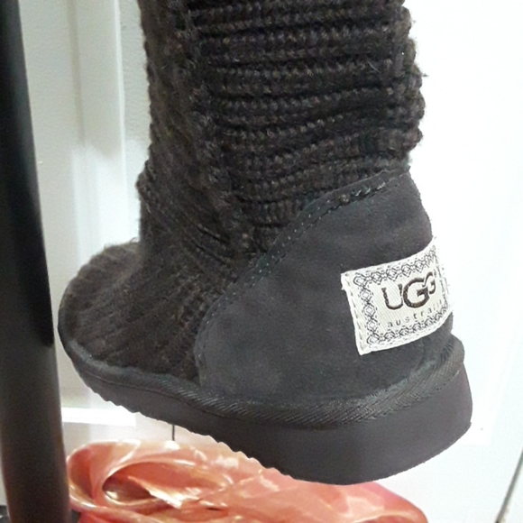 Ugg boots - Picture 2 of 8